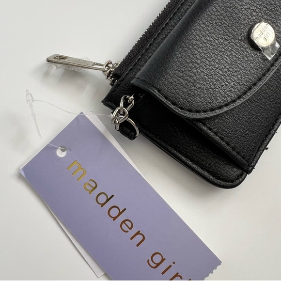 MADDEN GIRL Keychain Wallet - Picture 1 of 5